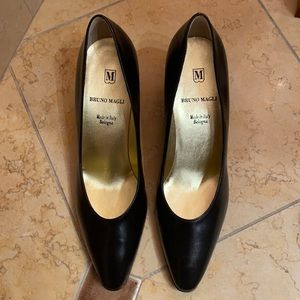 Never worn Bruno Magli Black Leather Pumps